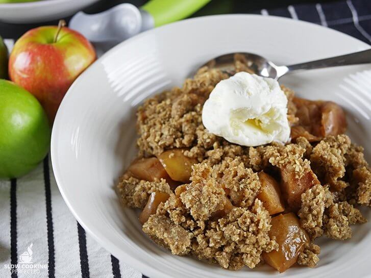 Slow Cooker Apple Crisp