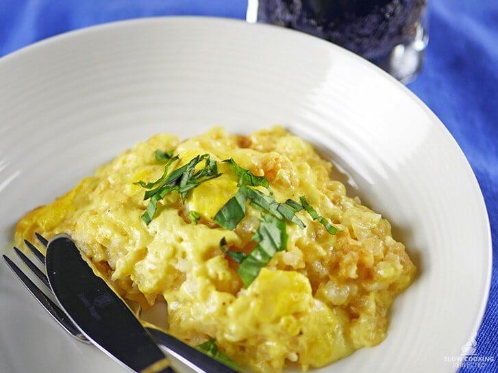 https://slowcookingperfected.com/wp-content/uploads/2016/08/Slow-Cooker-Hash-Brown-Casserole-V4.jpg