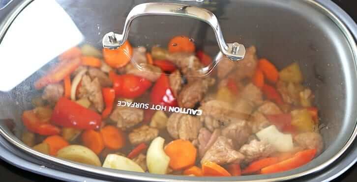 slow cooker leave the lid on