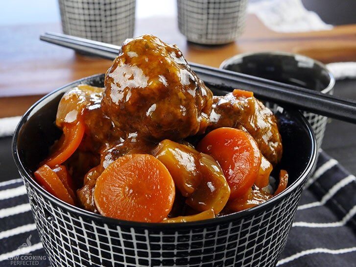 Slow Cooker Sweet Sour Meatballs