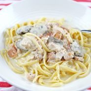 Slow Cooker Chicken Carbonara