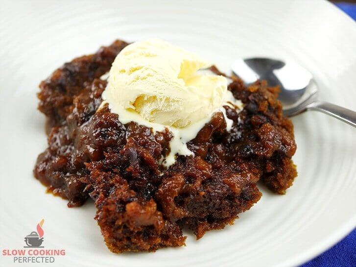 Slow Cooker Sticky Date Pudding