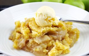 Featured image for Slow Cooker Apple Dump Cake