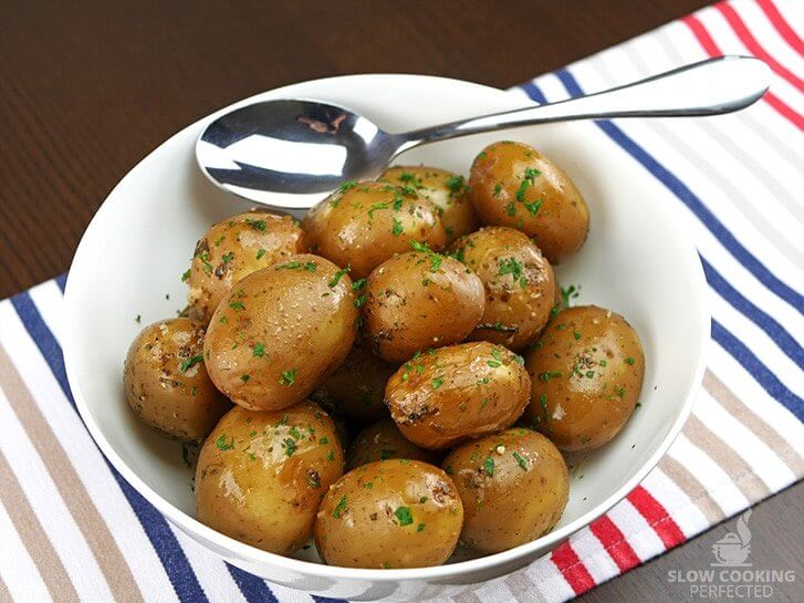 slow cooker baby potatoes