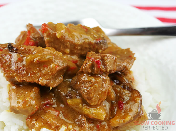 Slow-Cooked Satay Beef with Rice