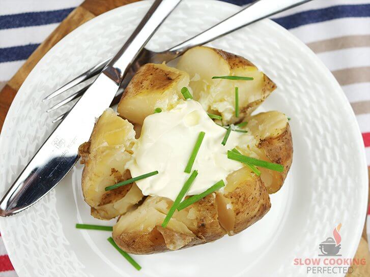 Slow Cooker Jacket Potatoes (Baked Potato) - Flawless Food