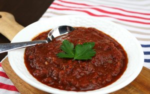 Featured image for Homemade Slow Cooker Marinara Sauce