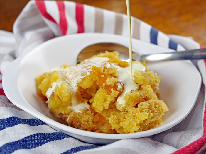 Slow Cooker Apricot Dump Cake
