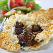 Slow Cooker Beef and Mushroom Pie