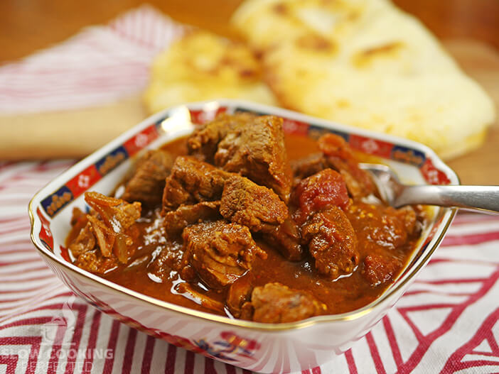 Beef Madras Curry with naan bread