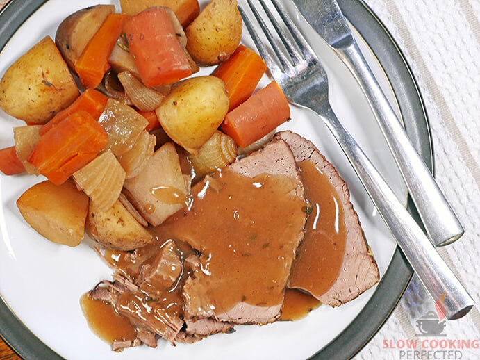 Pot Roast from the Slow Cooker with Gravy