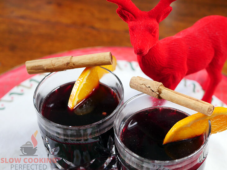 Mulled Wine with Spices and Orange