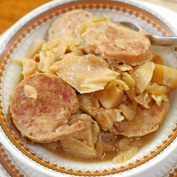Slow Cooker Sausage and Cabbage