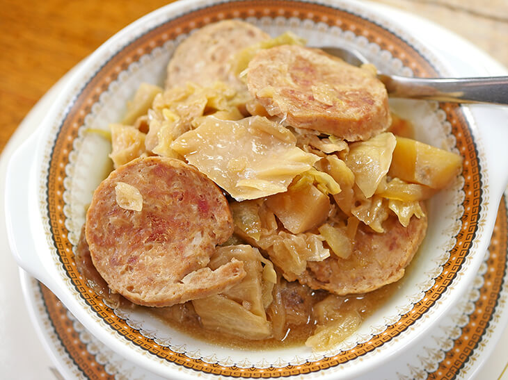 Slow Cooker Sausage and Cabbage