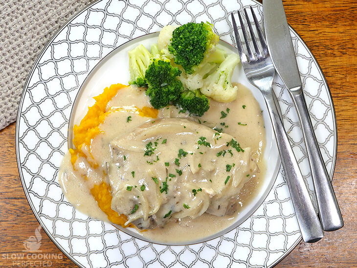 Smothered pork chops in slow cooker
