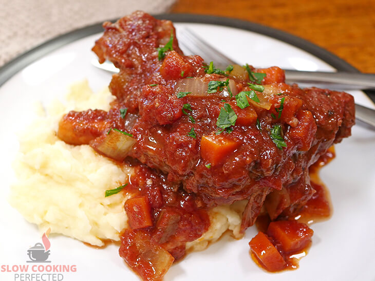 Slow Cooker Lamb Shanks with Red Wine