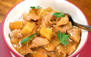 Featured image for Slow Cooker Massaman Chicken Curry