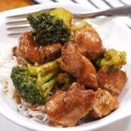 Slow Cooker Chicken and Broccoli